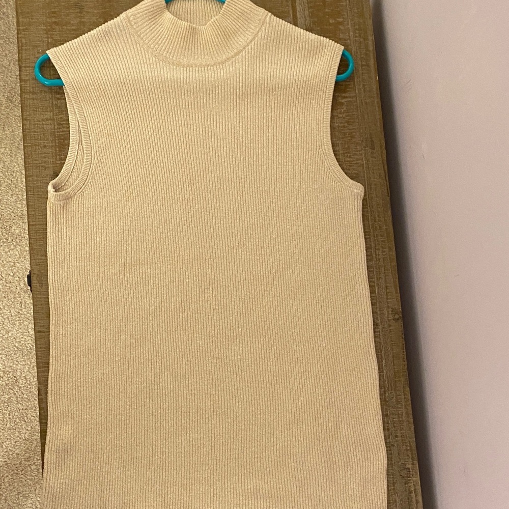 Preswick & Moore Beige Knit Top